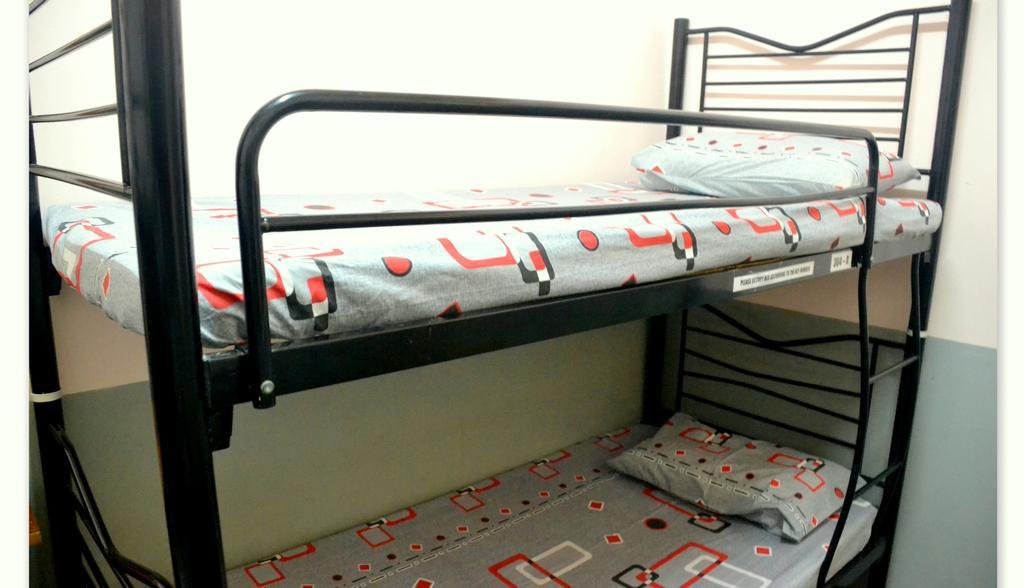 The Original Backpackers Travellers Inn Куала Лумпур Стая снимка