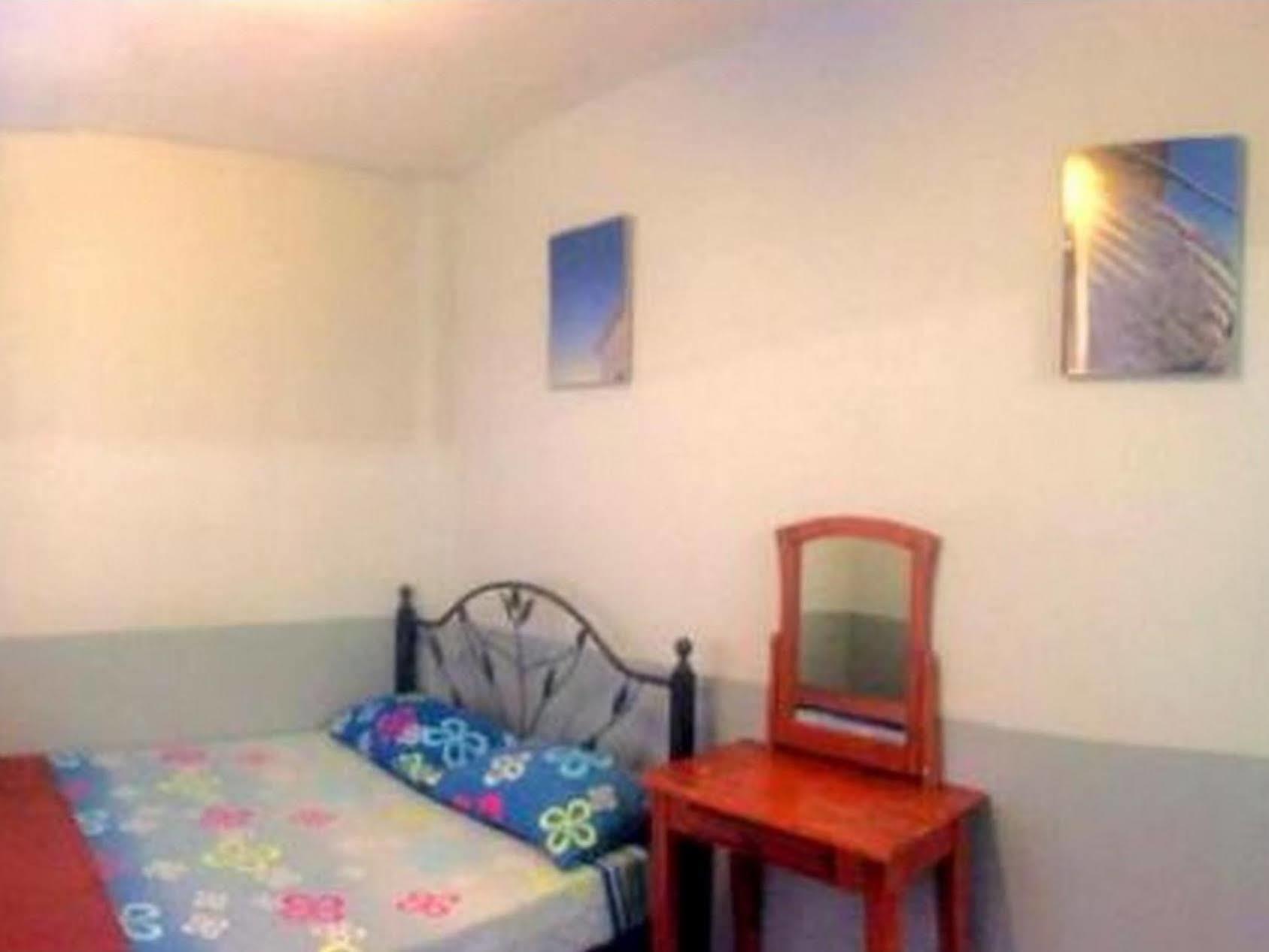 The Original Backpackers Travellers Inn Куала Лумпур Екстериор снимка
